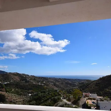 Apartment El Quinto Pino, Luxury Country With Pool And Parking Hansonholiday